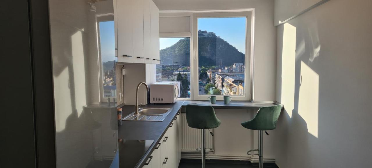 Belvedere Delux Apartment Дева Экстерьер фото